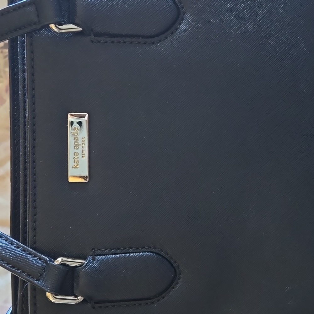 Kate Spade Handbag - Picture 3 of 16